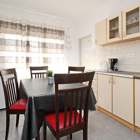 Apartment Mihaela Baška Exteriör bild